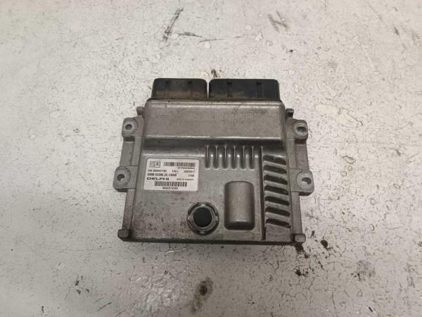 BOITIER ELECTRONIQUE CITROEN / PEUGEOT - Vue 1